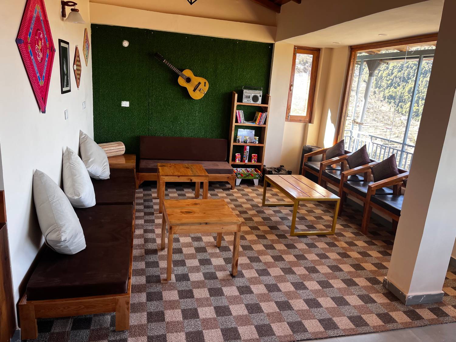 best homestay in mukteshwar for family